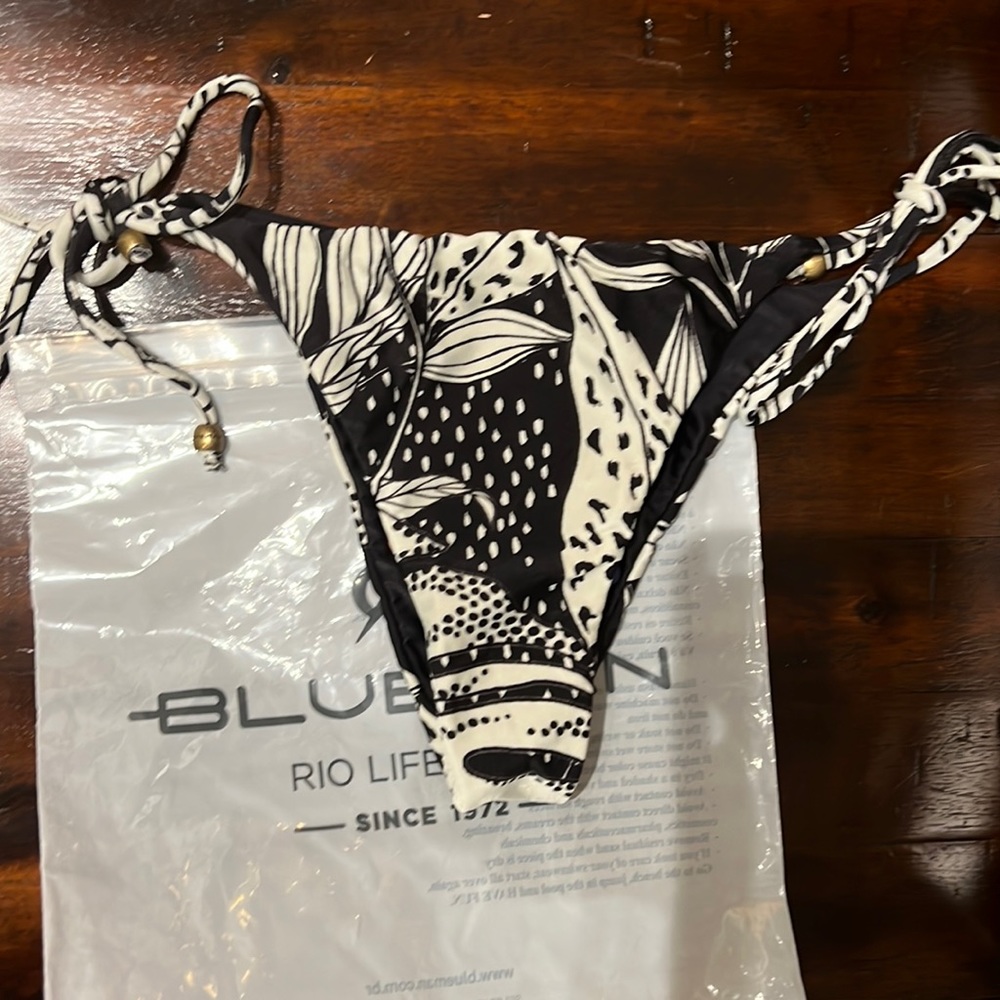 Bikini bottom, BlueMan Rio, size Large. Black and white.